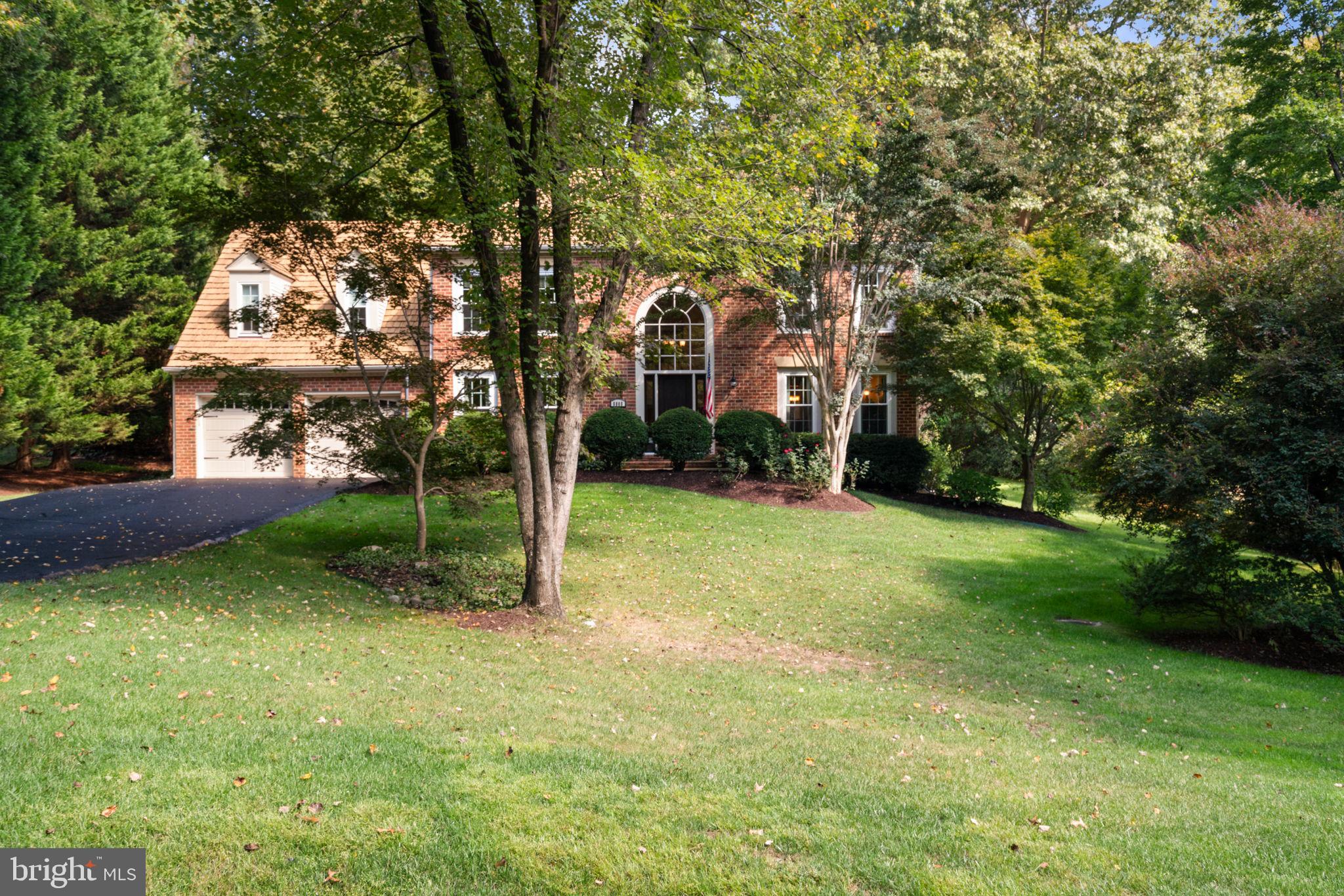 6805 OLD STONE FENCE ROAD