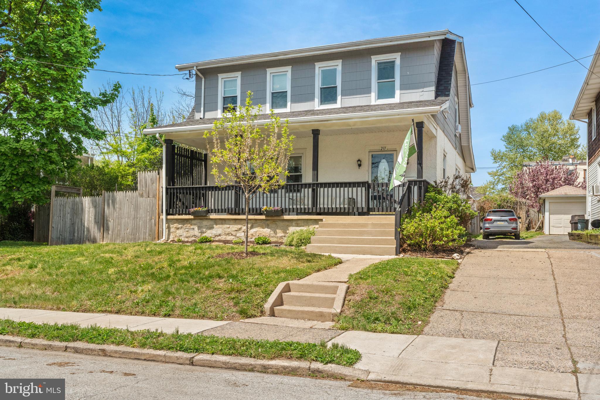 LANSDOWNE - Residential