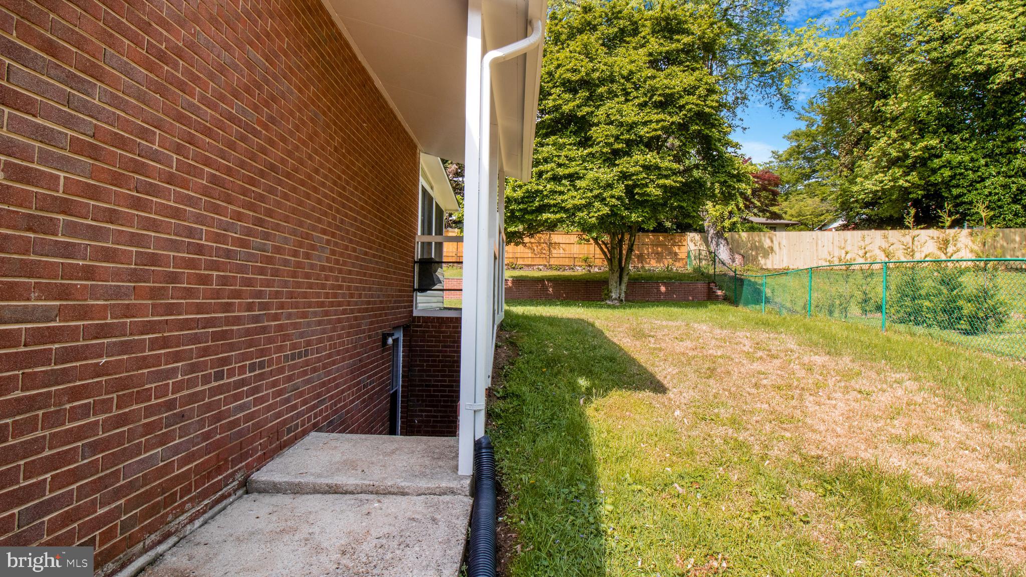 HILLANDALE HEIGHTS - Residential