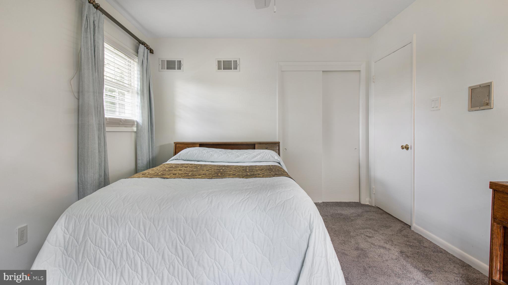 HILLANDALE HEIGHTS - Residential