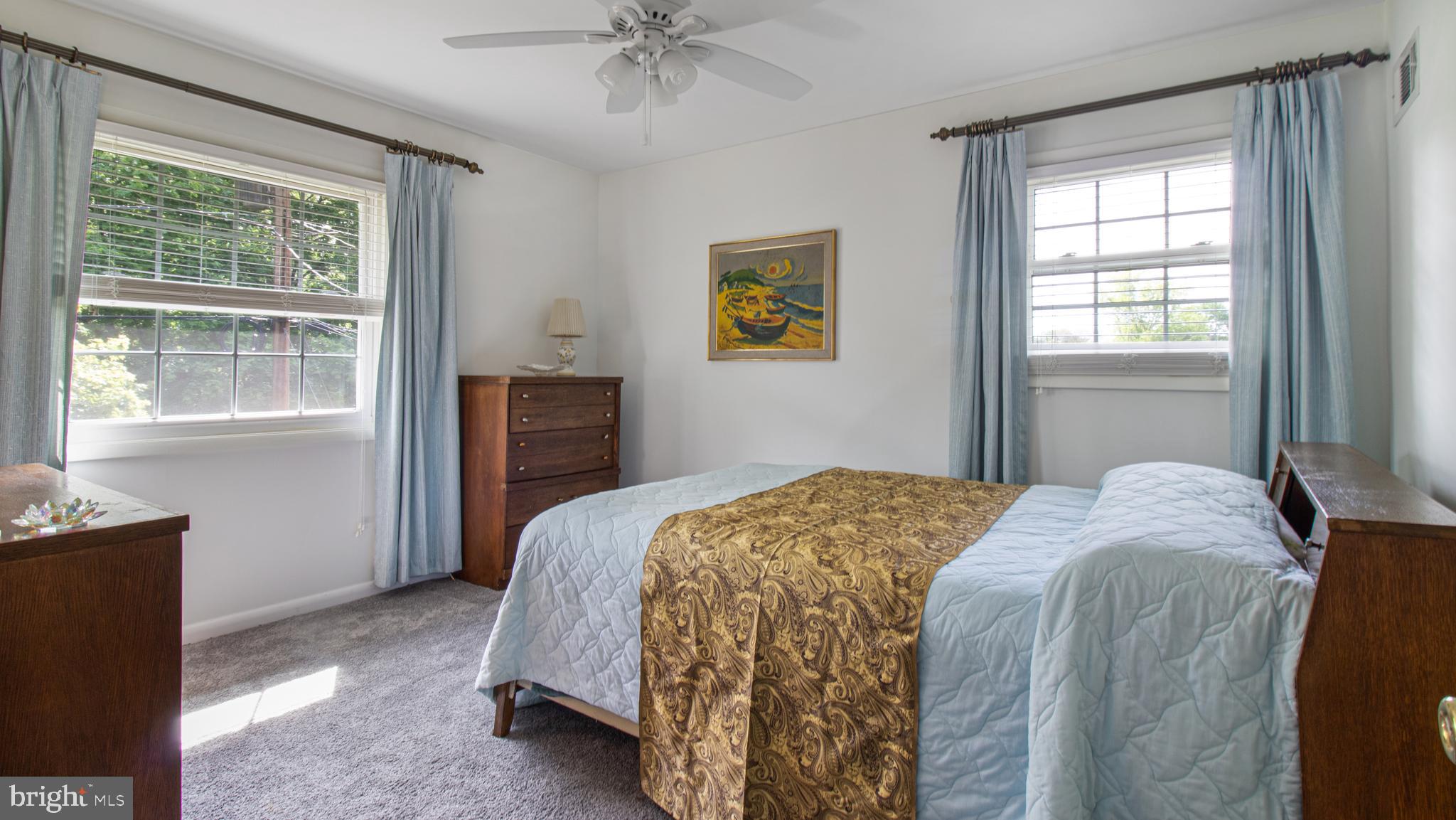 HILLANDALE HEIGHTS - Residential