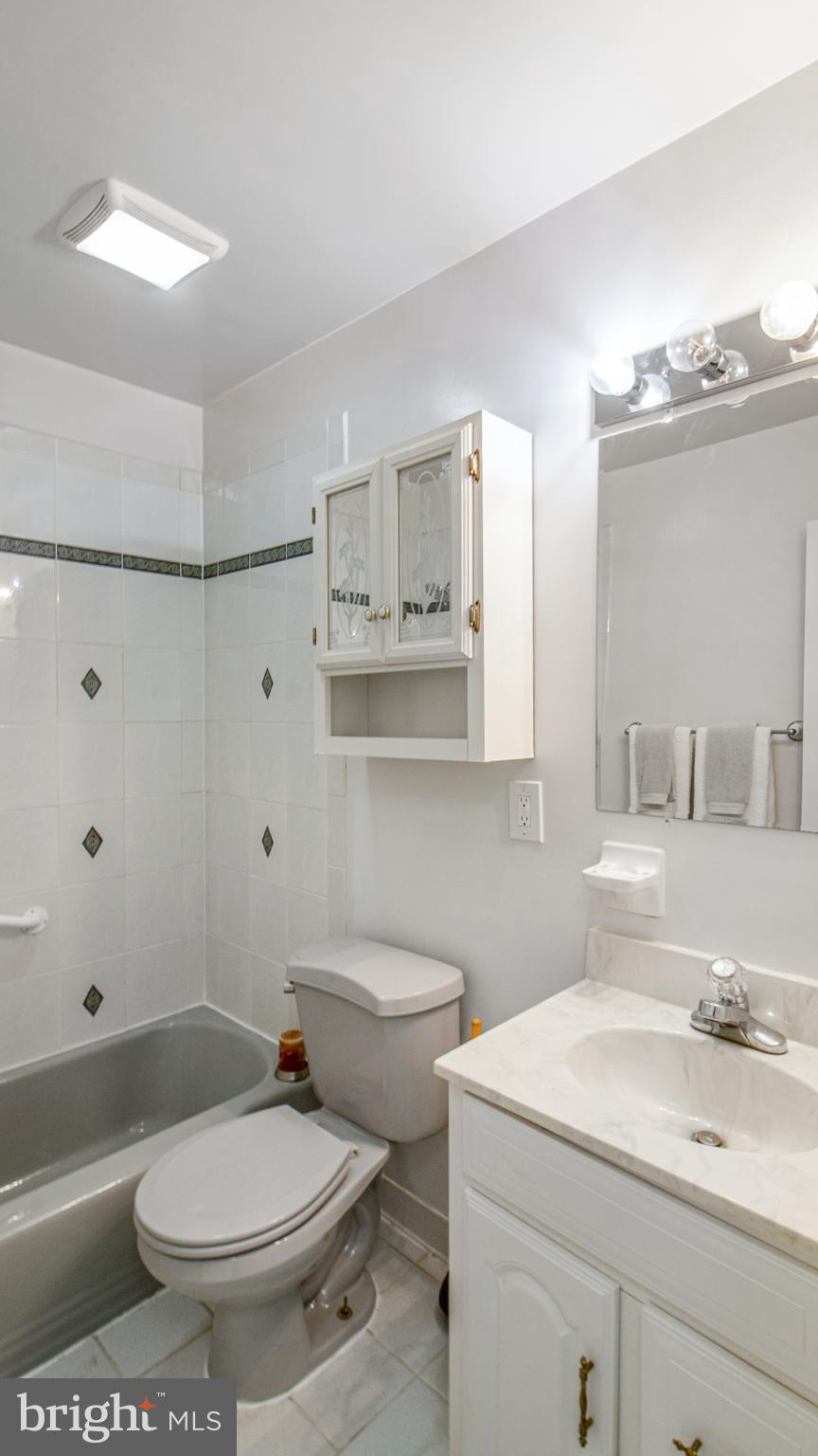 HILLANDALE HEIGHTS - Residential