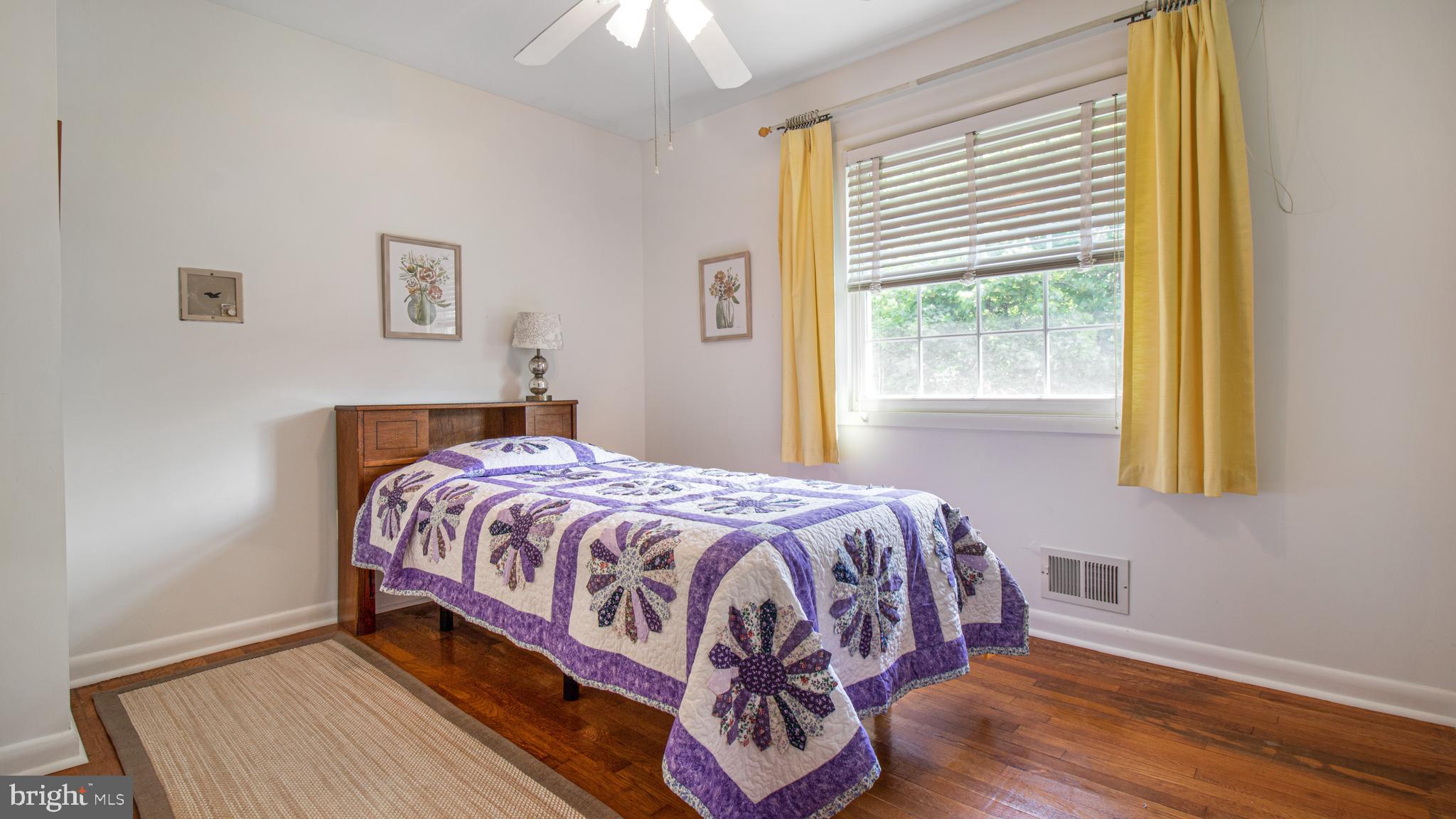 HILLANDALE HEIGHTS - Residential