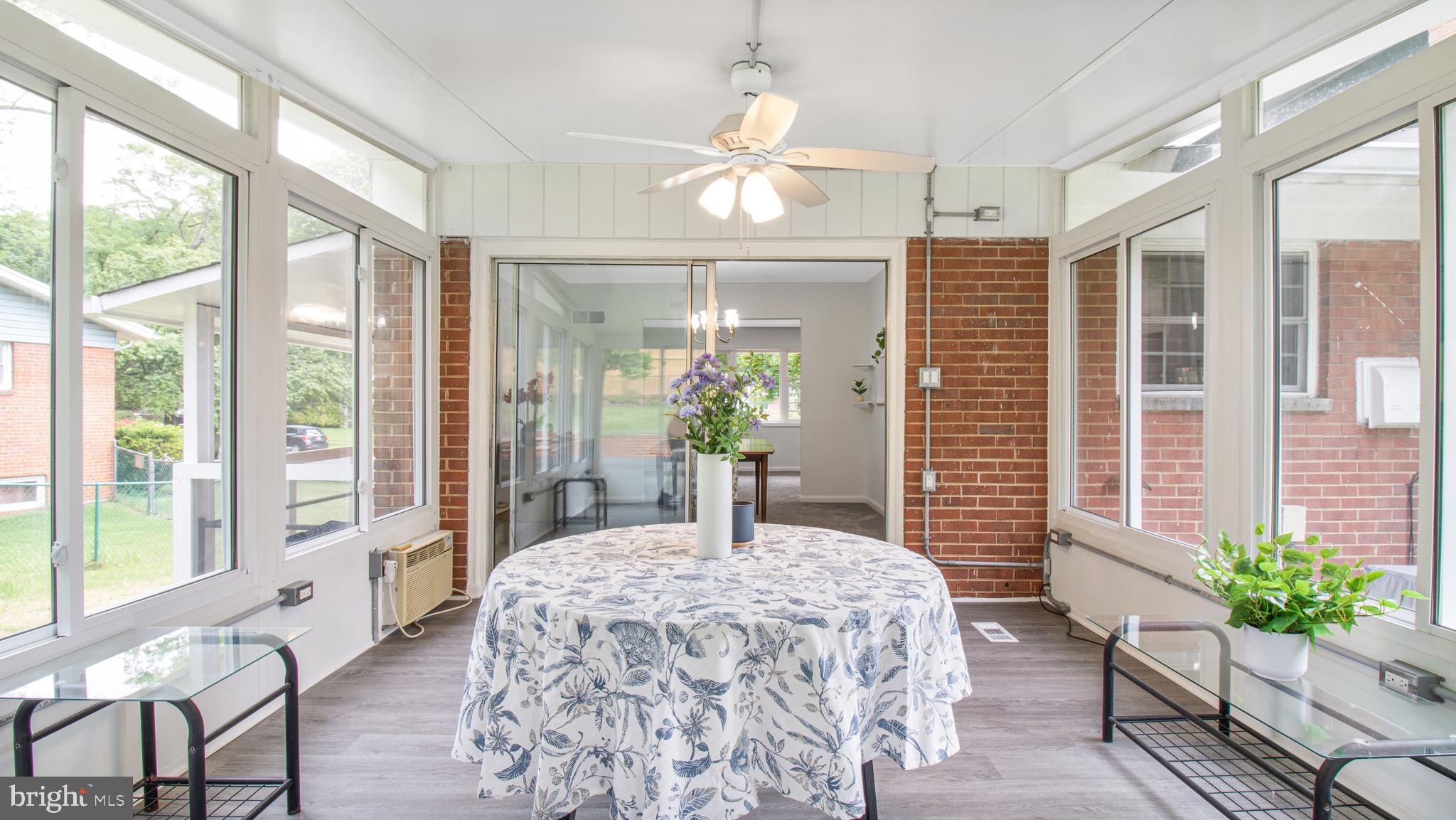 HILLANDALE HEIGHTS - Residential