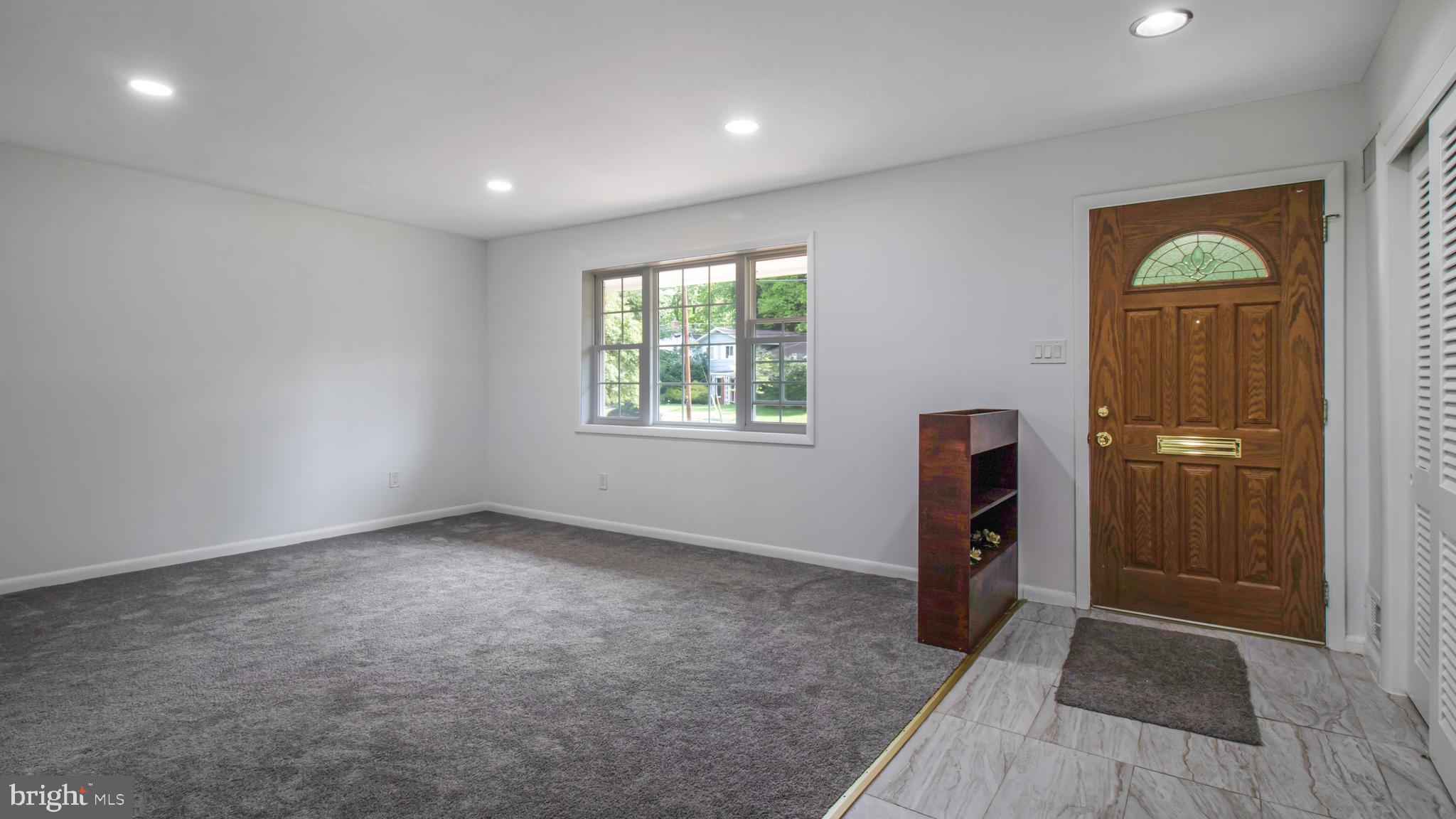 HILLANDALE HEIGHTS - Residential