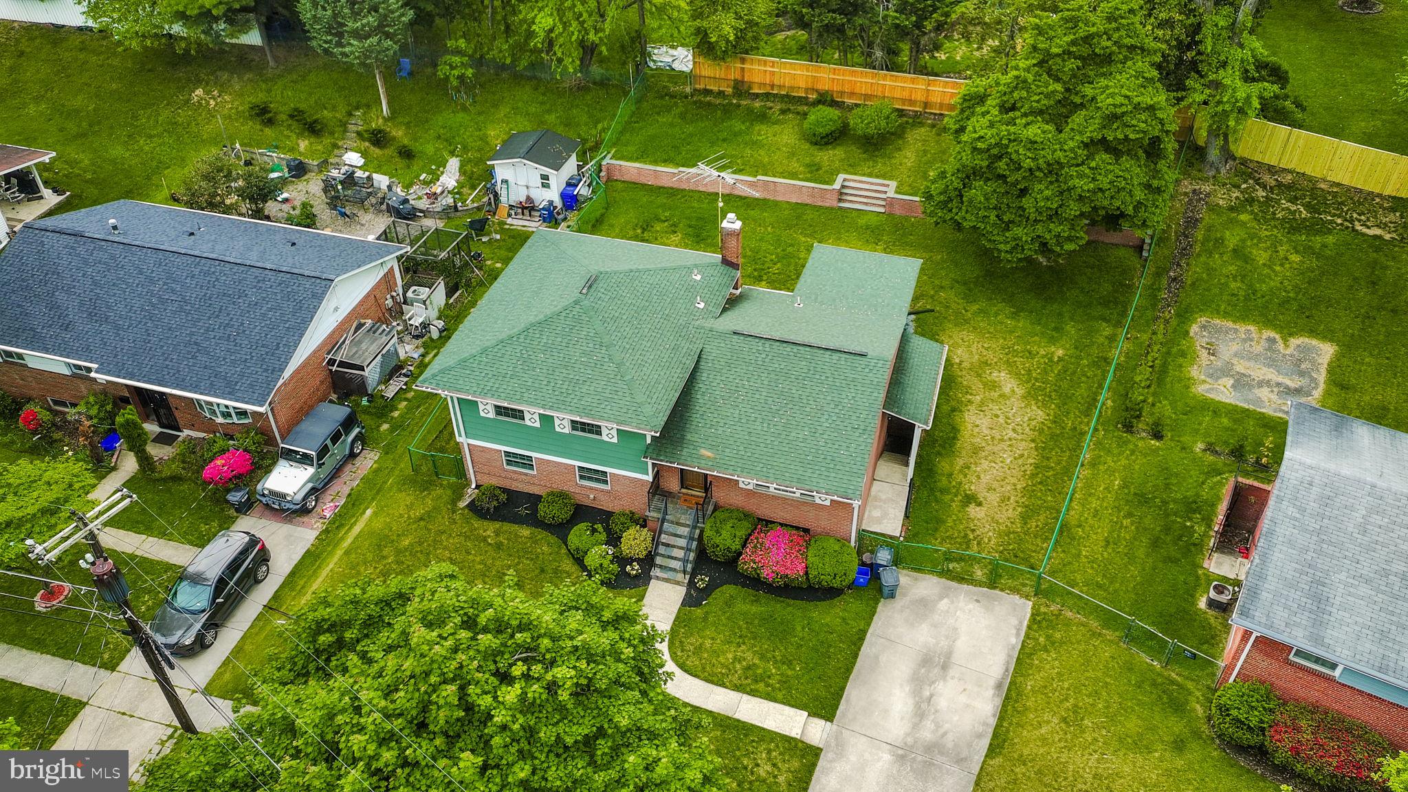 HILLANDALE HEIGHTS - Residential