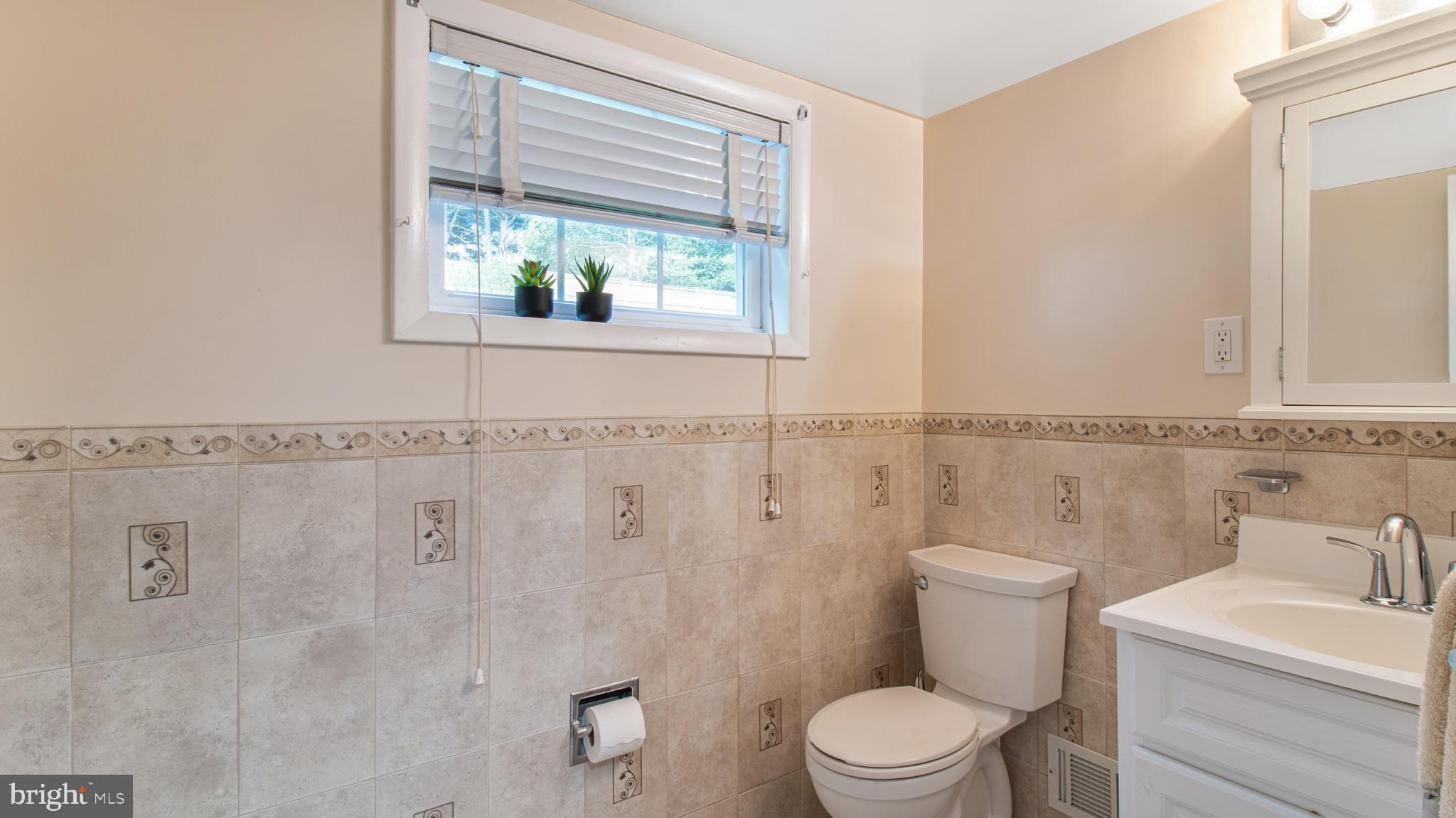 HILLANDALE HEIGHTS - Residential