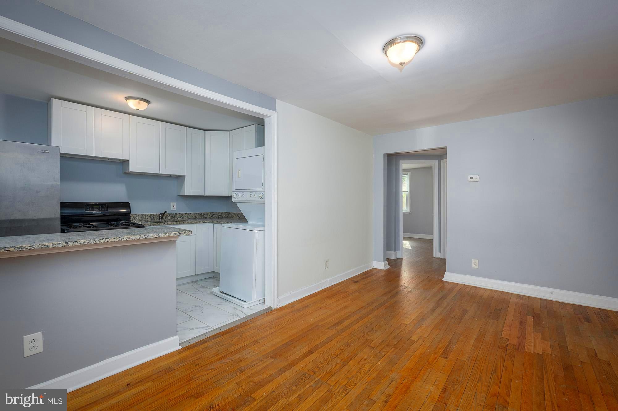 GLEN OAKS - Residential Income