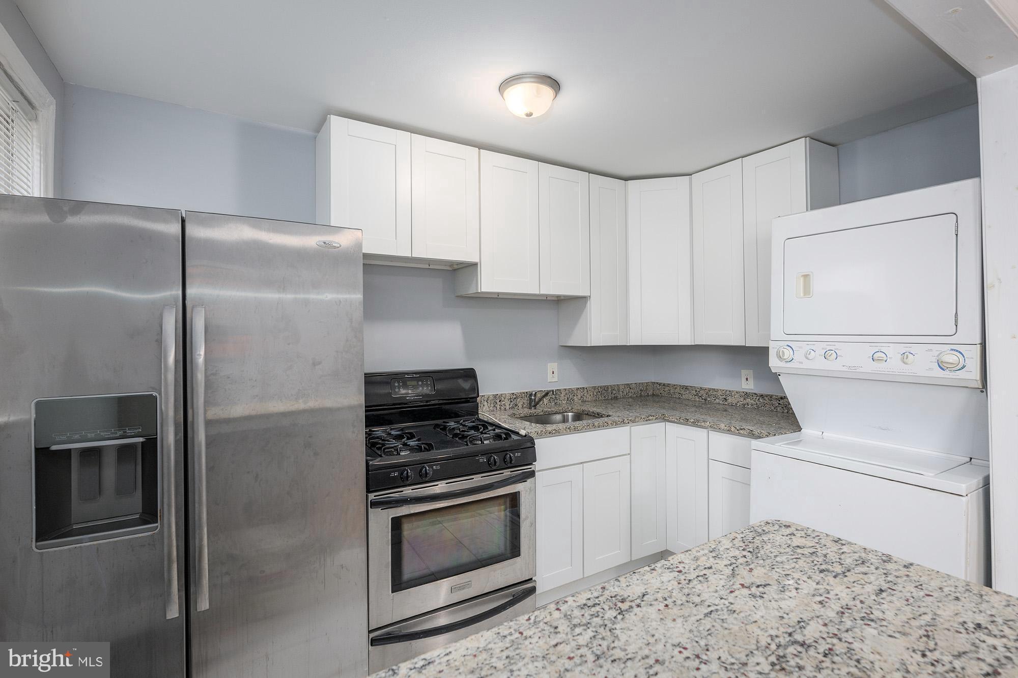 GLEN OAKS - Residential Income