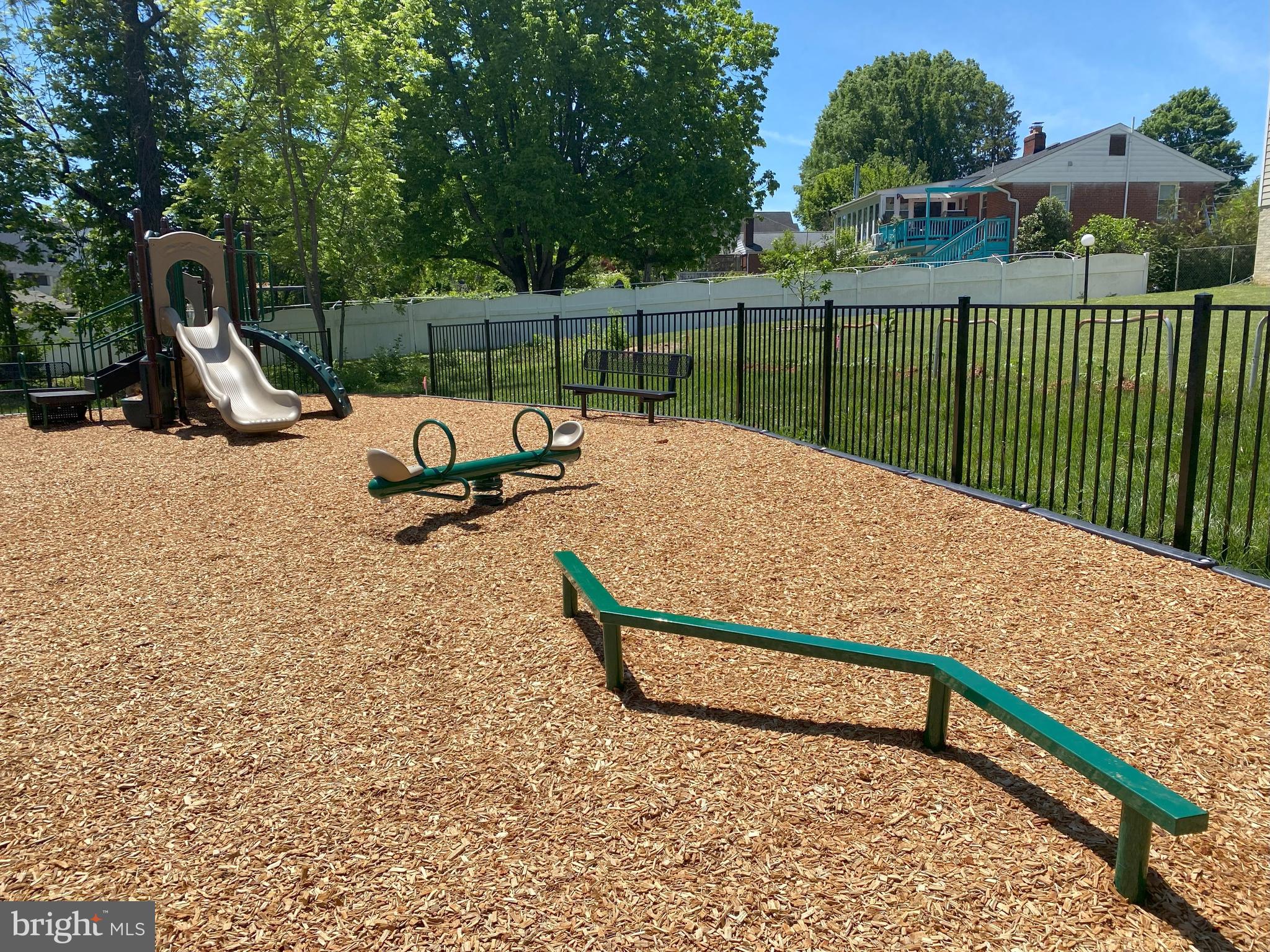 NORTHFAX WEST - Residential