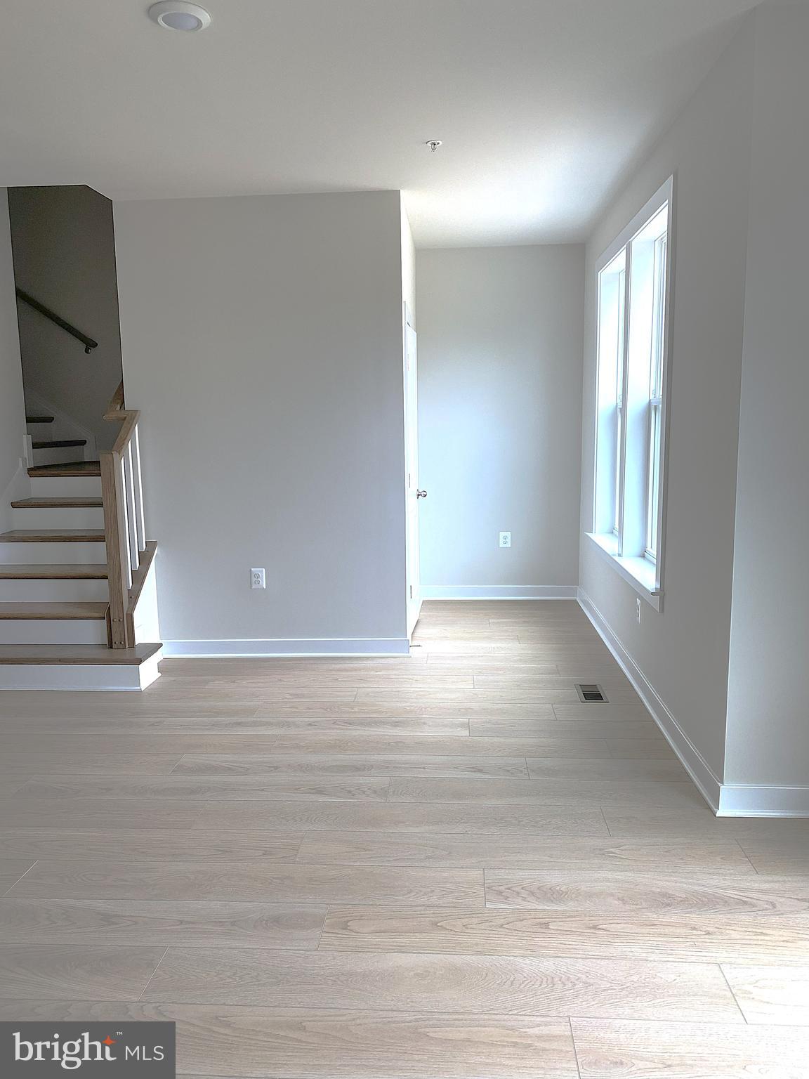 NORTHFAX WEST - Residential