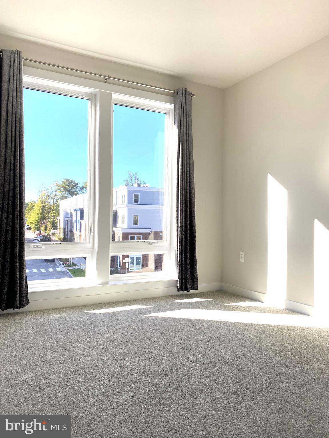 NORTHFAX WEST - Residential