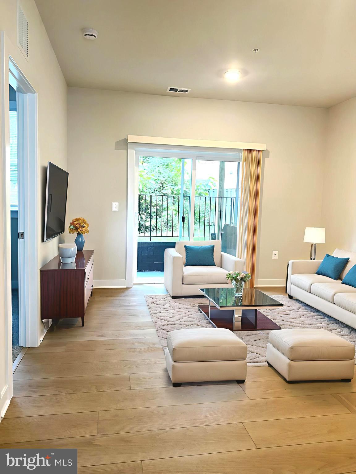 NORTHFAX WEST - Residential