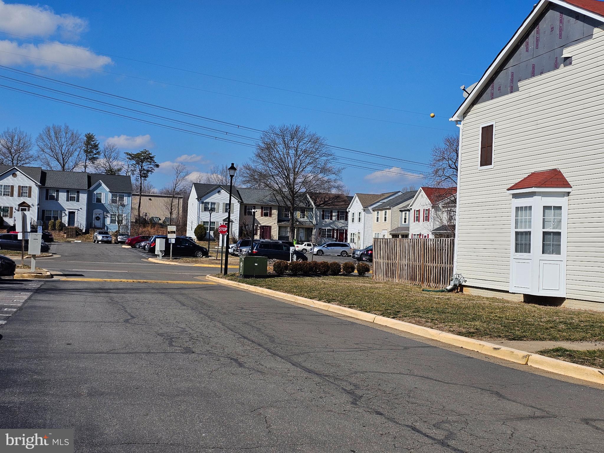 WILLIAMSTOWN - Residential