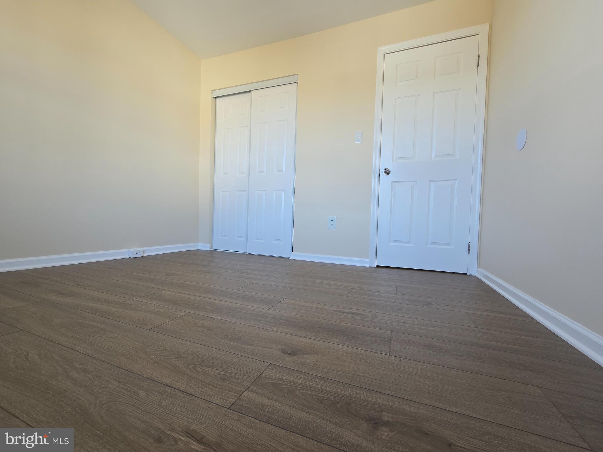 WILLIAMSTOWN - Residential