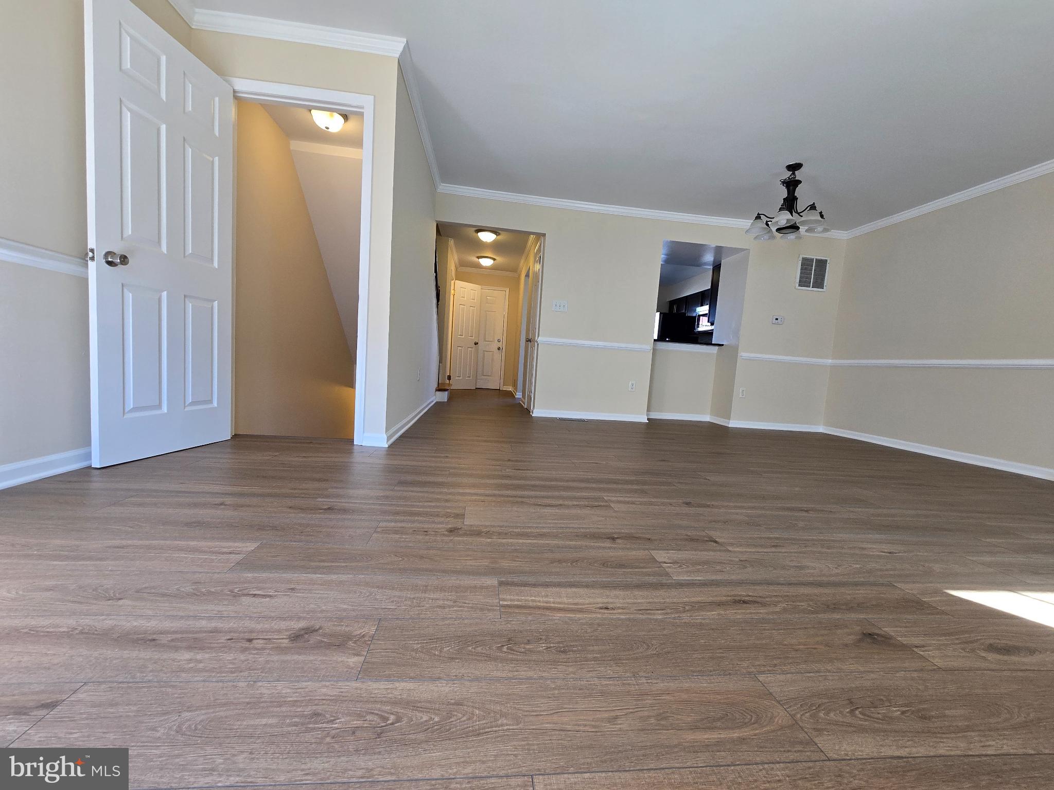 WILLIAMSTOWN - Residential