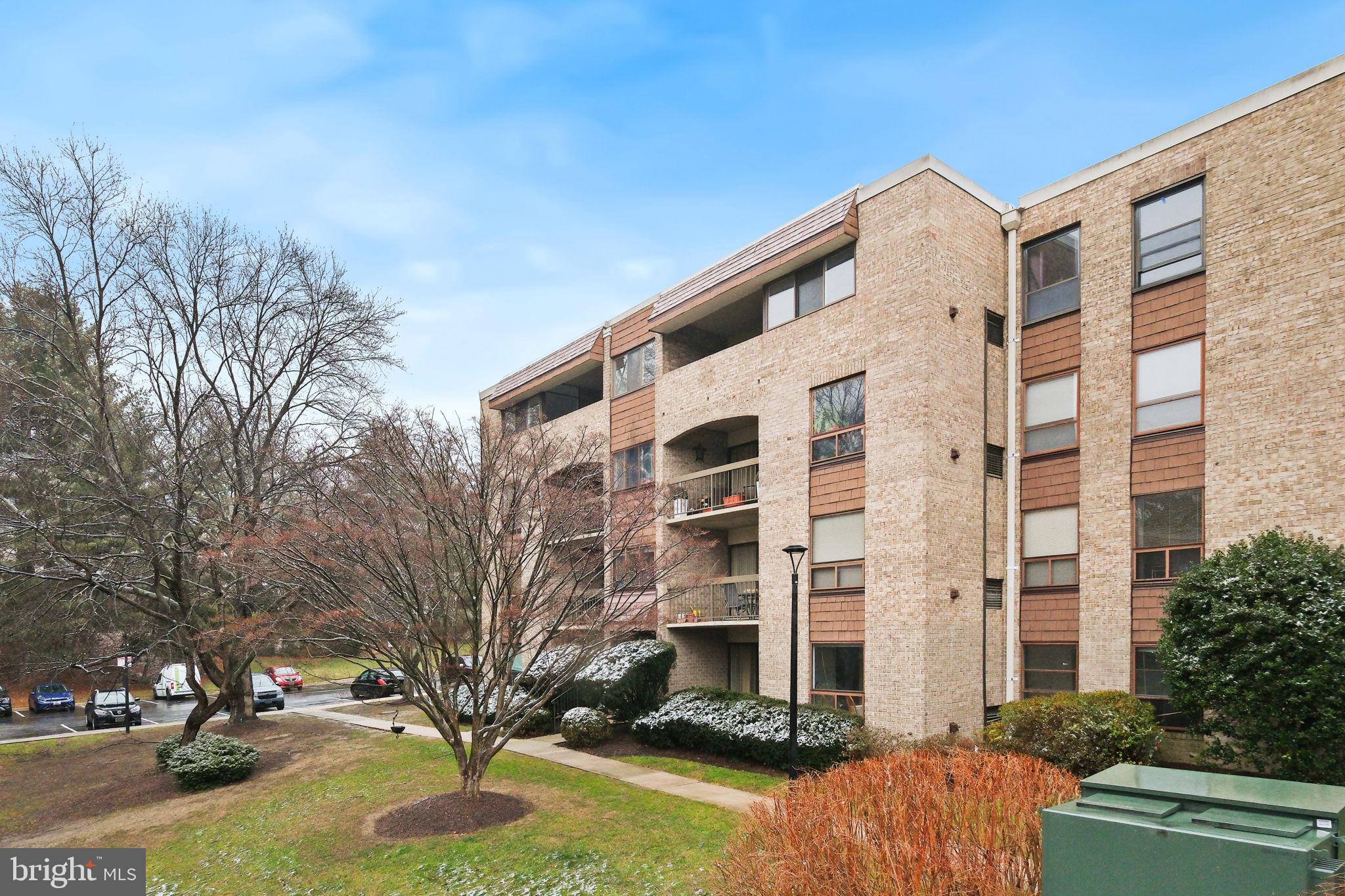 HYDE PARK - Residential