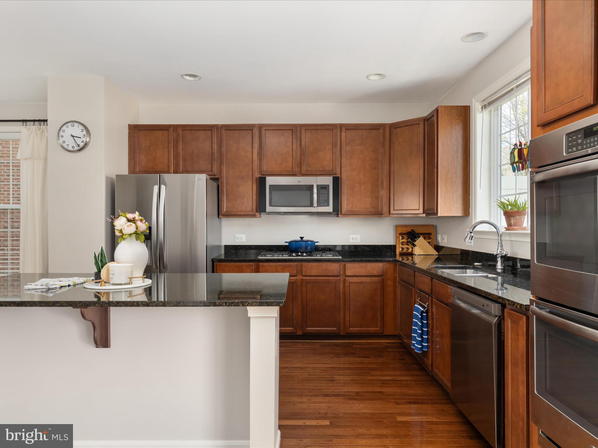 HASTINGS MARKETPLACE - Residential