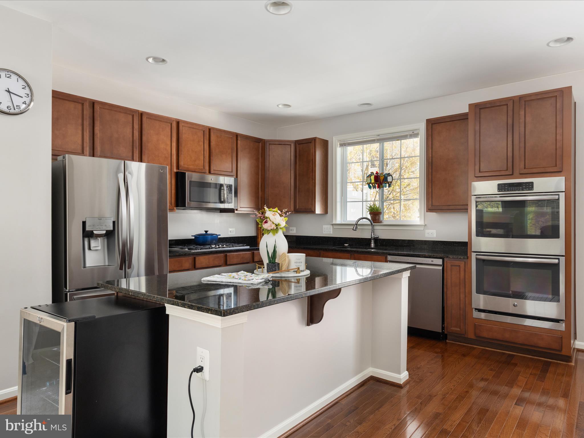 HASTINGS MARKETPLACE - Residential