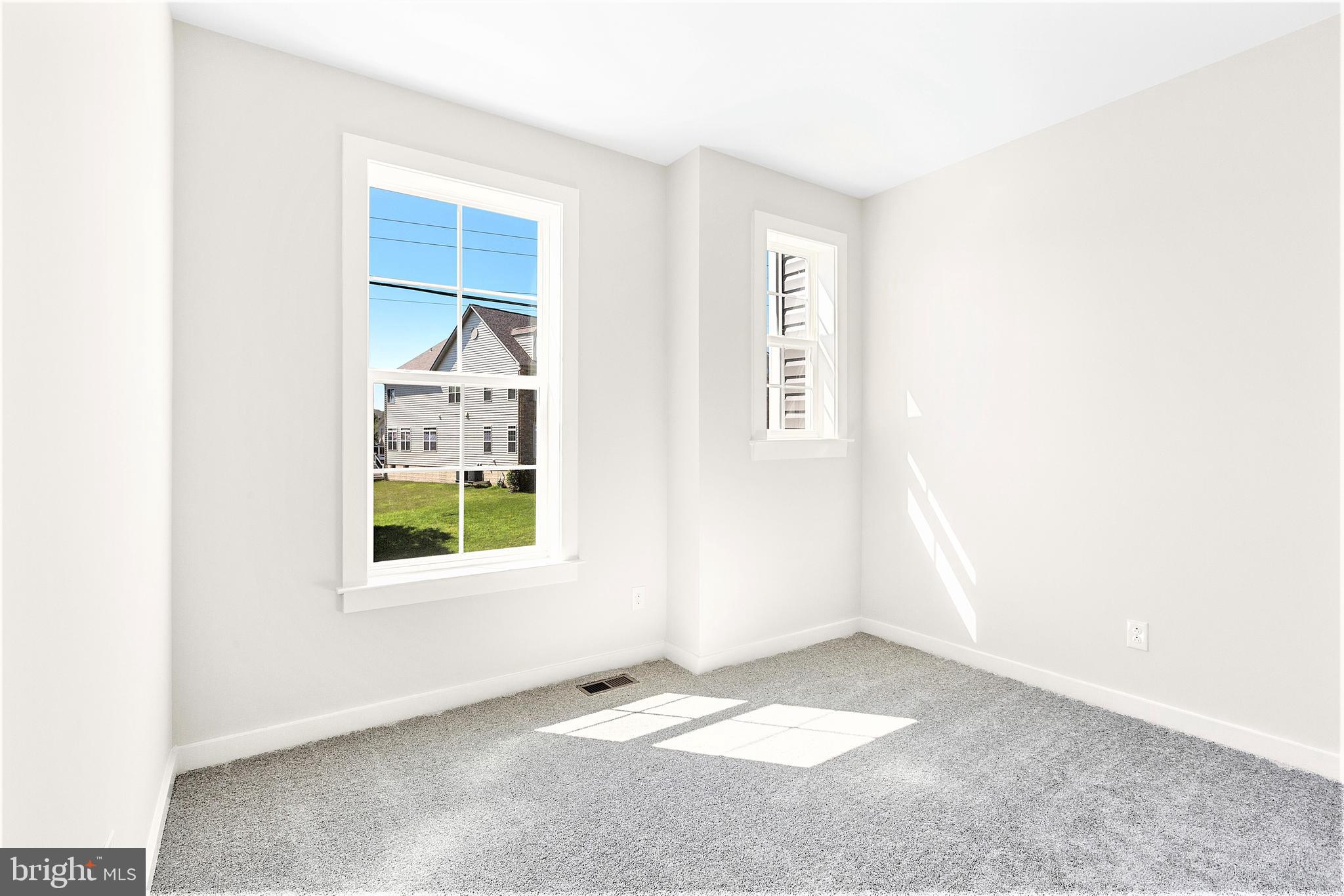 SOUTH FORK BROAD RUN - Residential