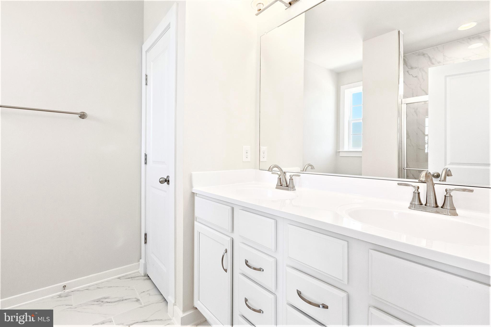 SOUTH FORK BROAD RUN - Residential