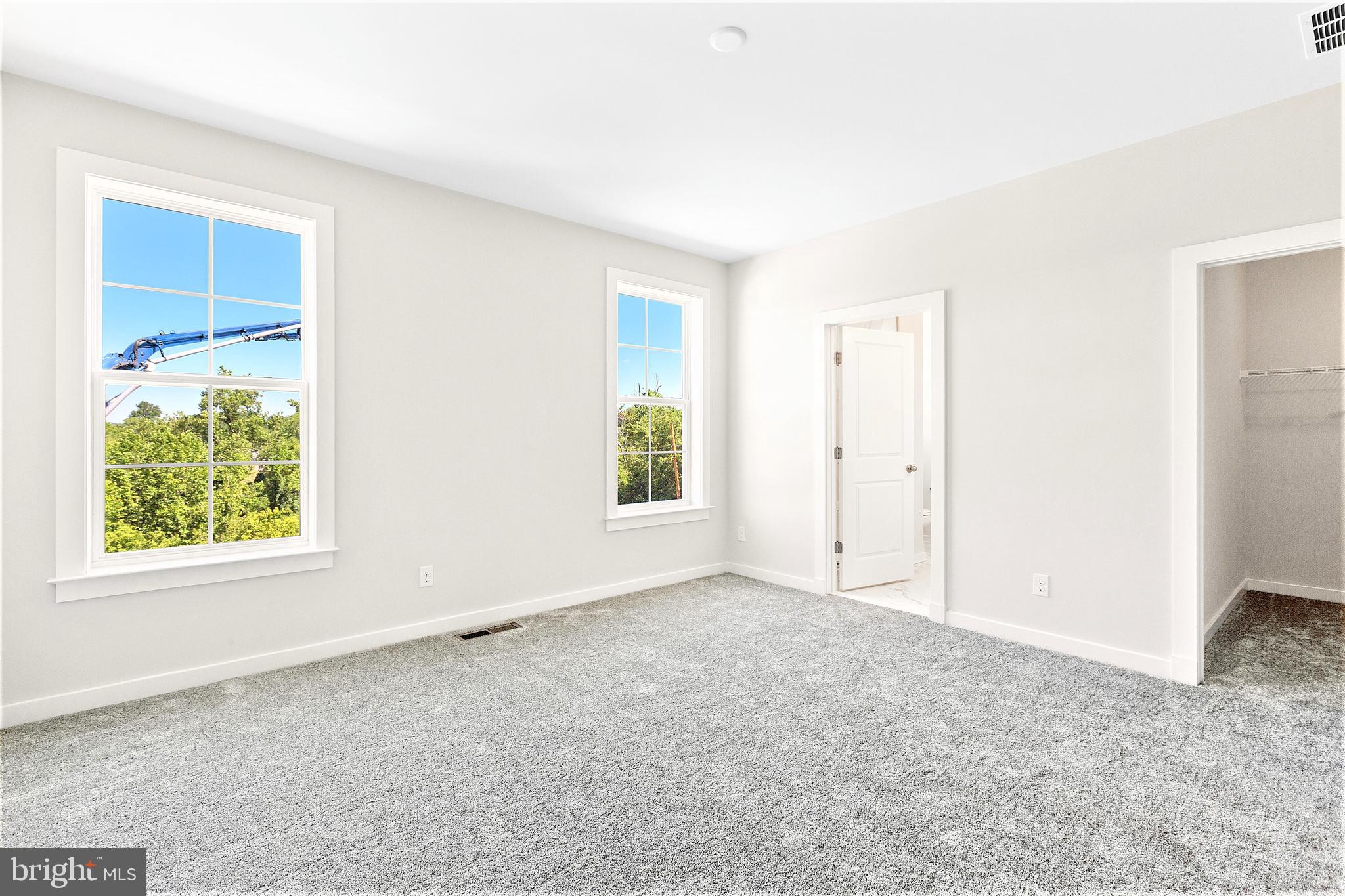 SOUTH FORK BROAD RUN - Residential