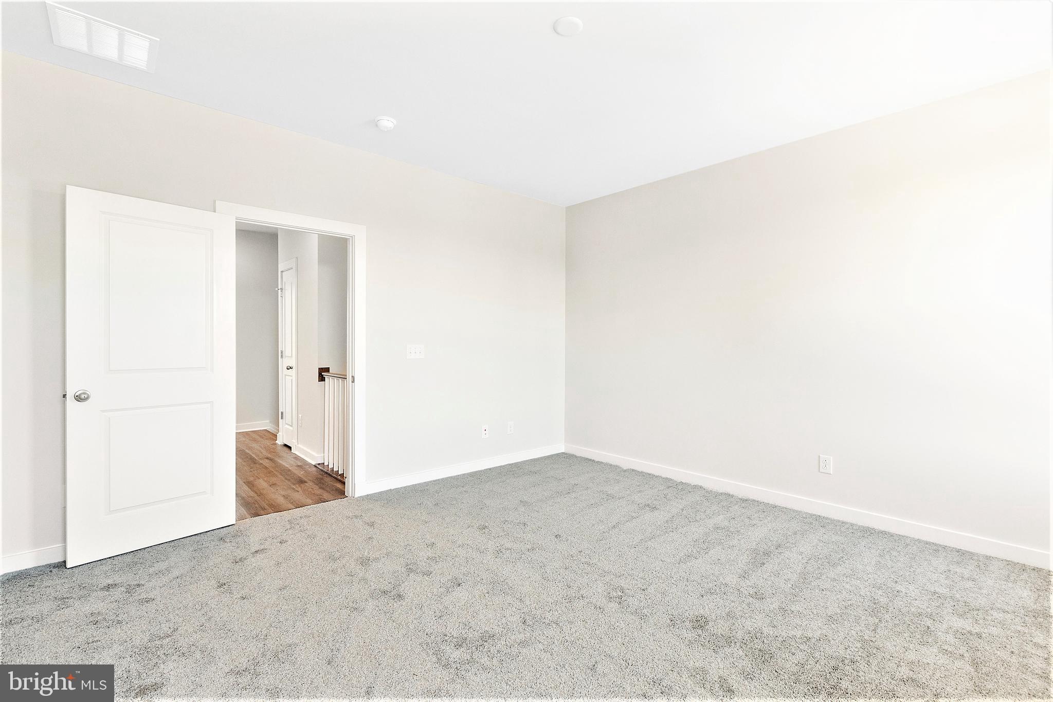 SOUTH FORK BROAD RUN - Residential