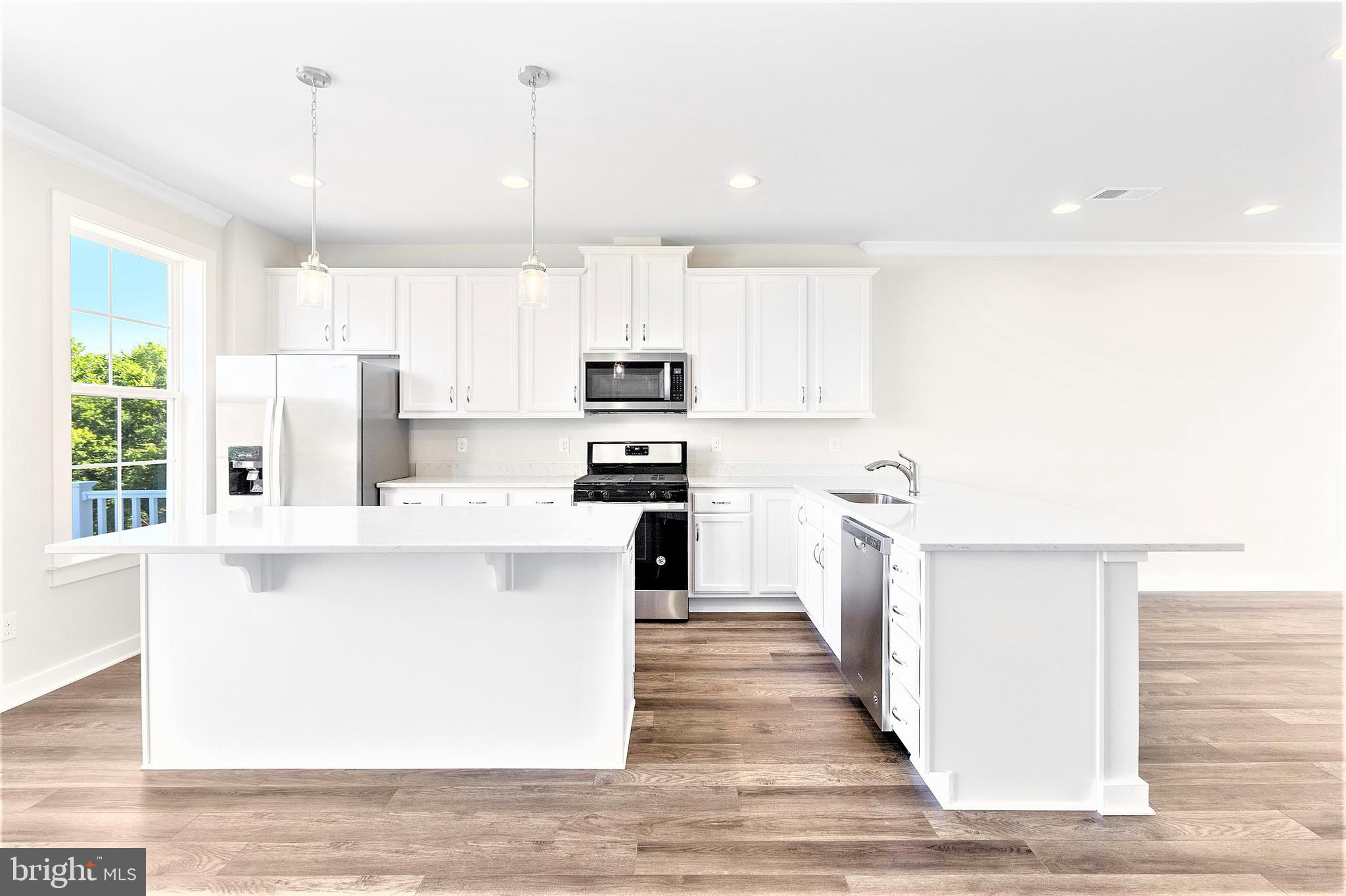 SOUTH FORK BROAD RUN - Residential