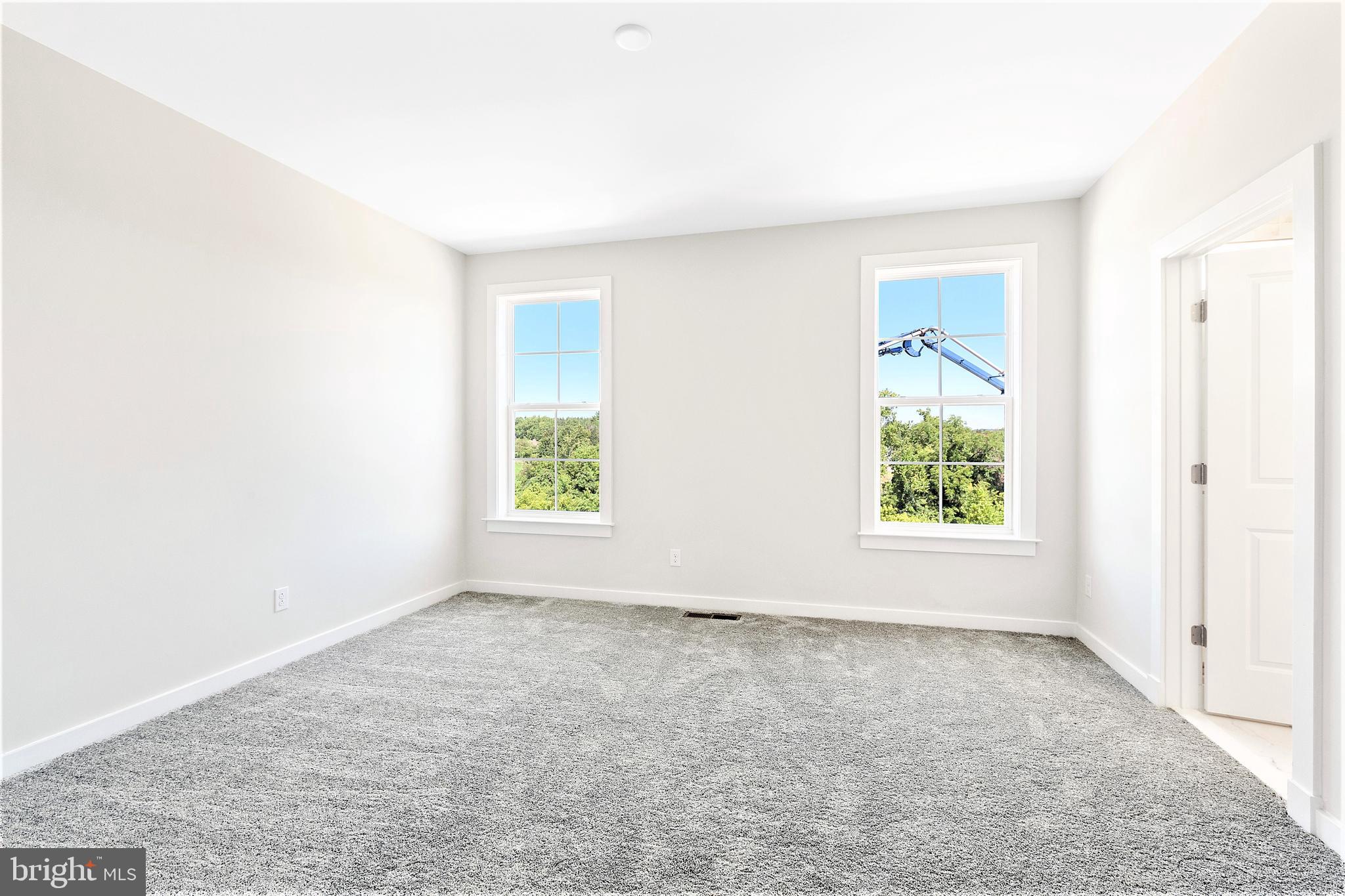 SOUTH FORK BROAD RUN - Residential