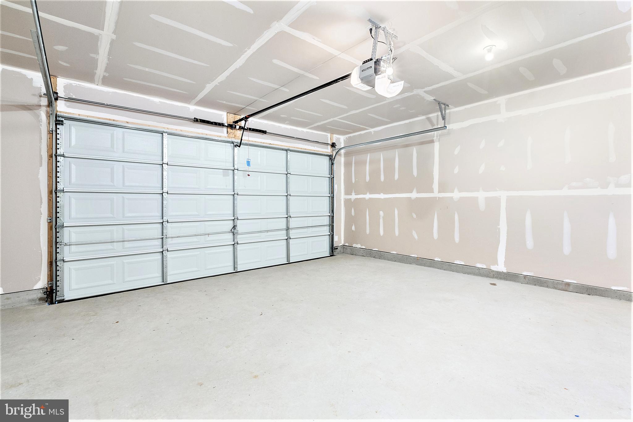 SOUTH FORK BROAD RUN - Residential