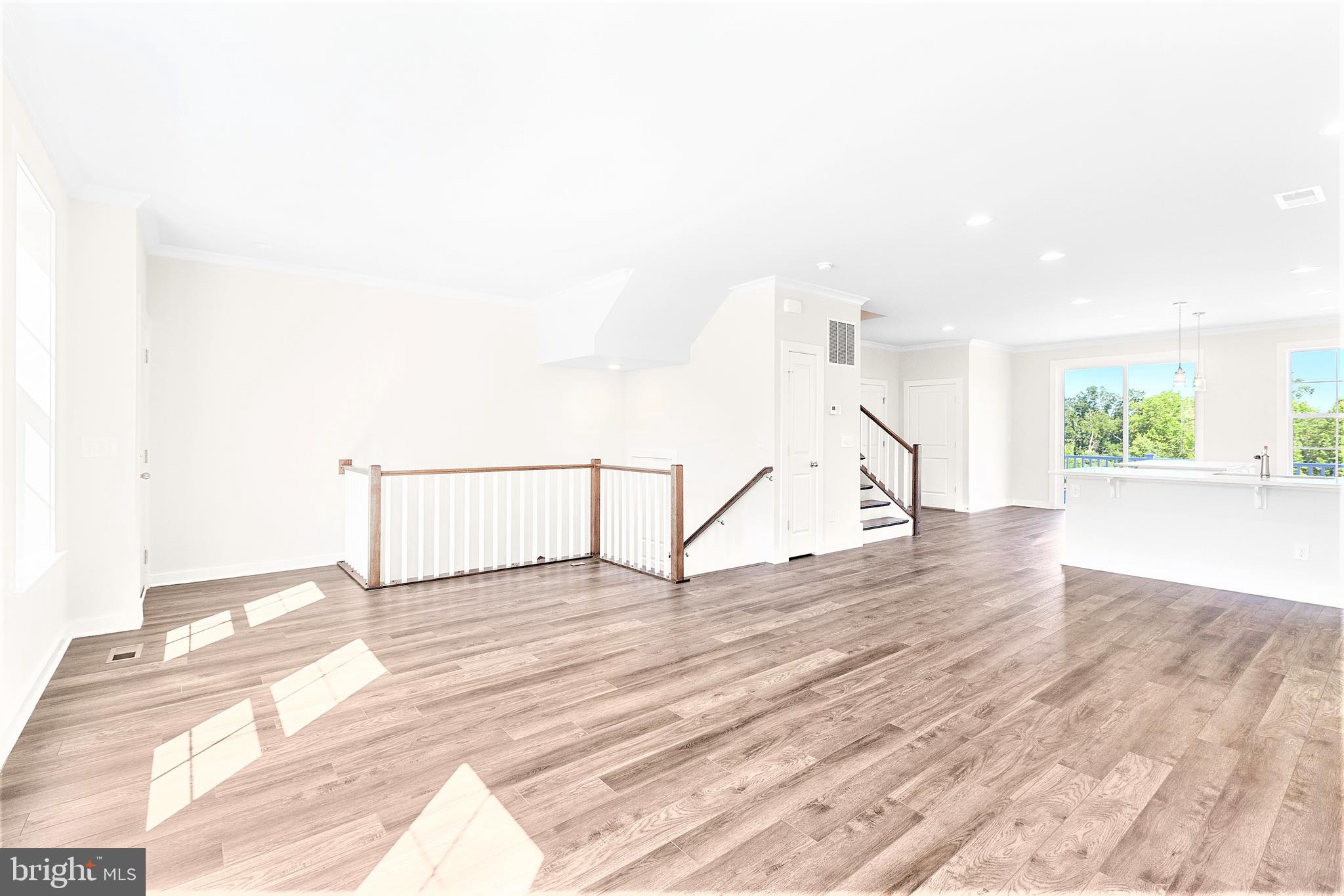 SOUTH FORK BROAD RUN - Residential