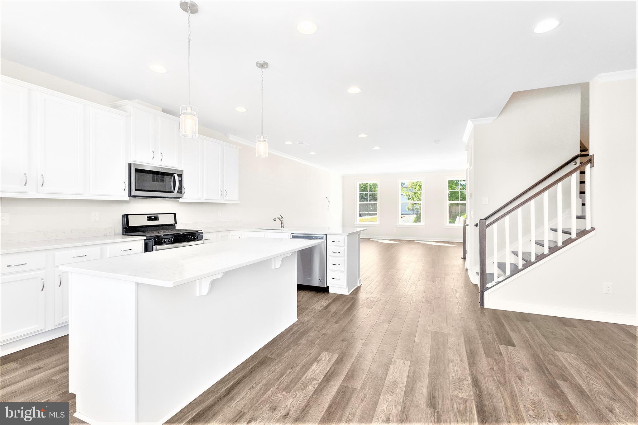 SOUTH FORK BROAD RUN - Residential