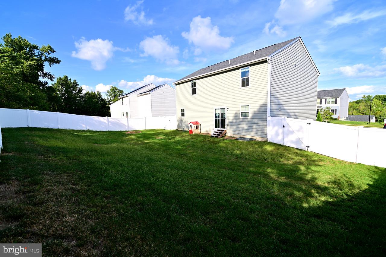 WILLOW WOODS - Residential