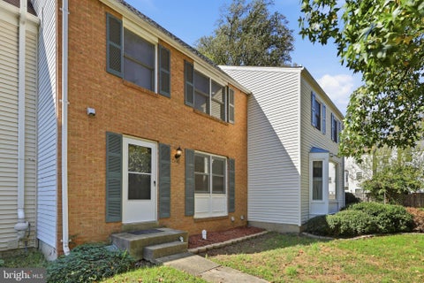 Photo of 2910 Ellenwood Drive, FAIRFAX, VA 22031 (MLS # VAFX2346748)