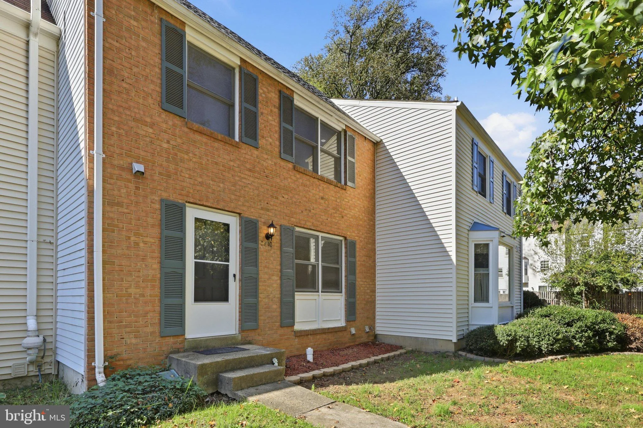 2910 Ellenwood Drive