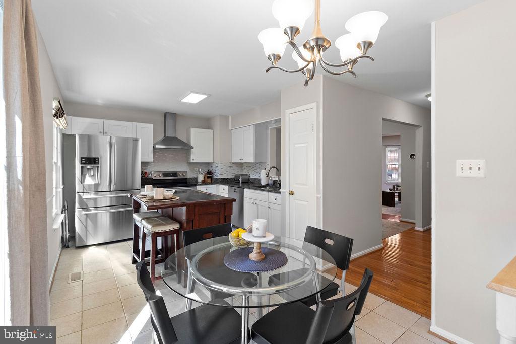 CLIFTON TOWNES - Residential Lease