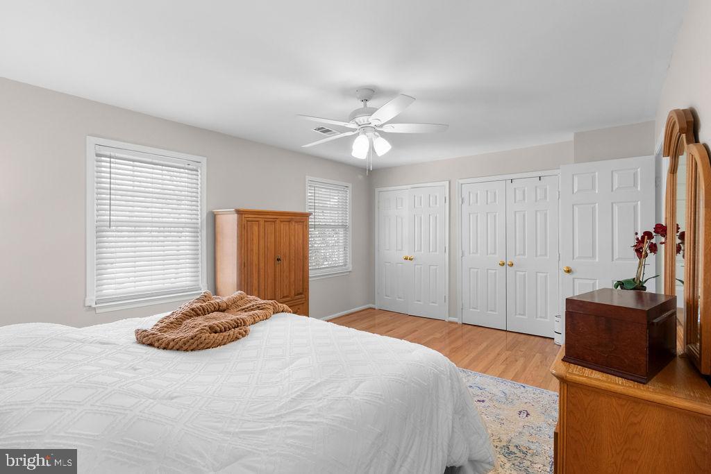 CLIFTON TOWNES - Residential Lease