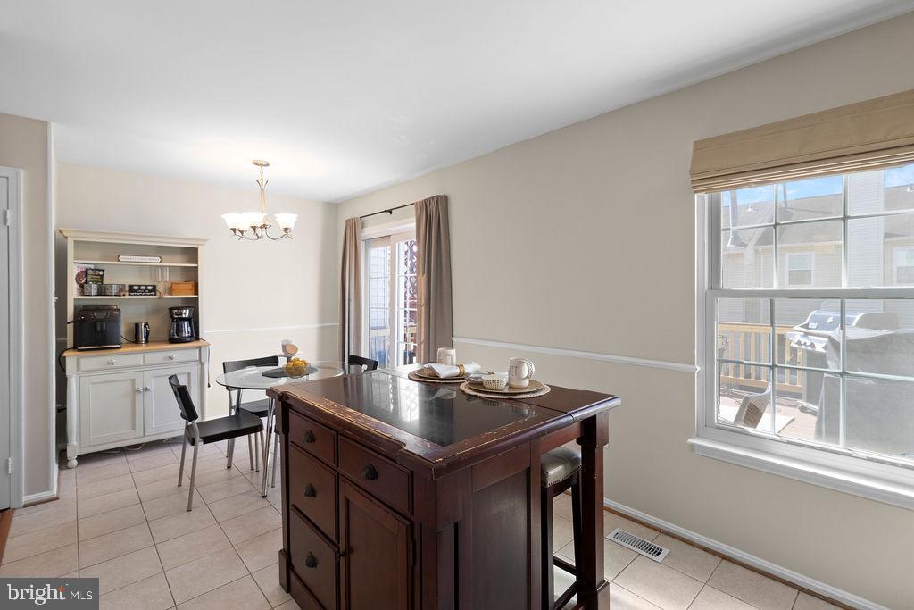 CLIFTON TOWNES - Residential Lease