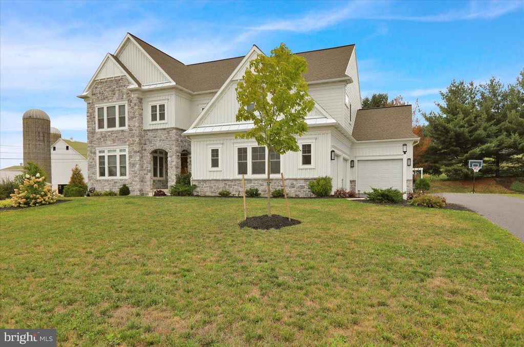 Photo of 1089 Lititz Bend Drive, Lititz, PA 17543 (MLS # PALA2055026)