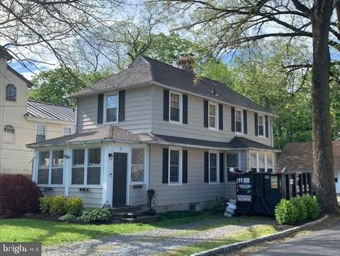 5 WARREN ST EDGEWATER PARK NJ 08010