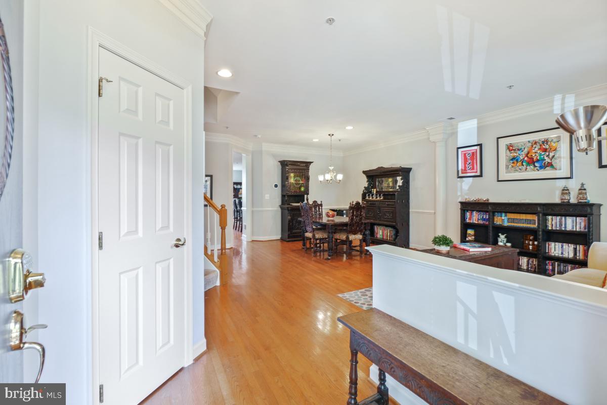 521 GOODLAND PLACE