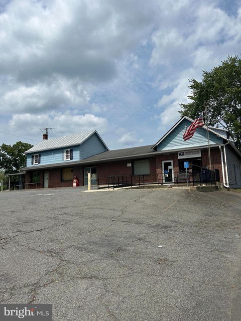 4625 SUDLEY ROAD CATHARPIN VA 20143