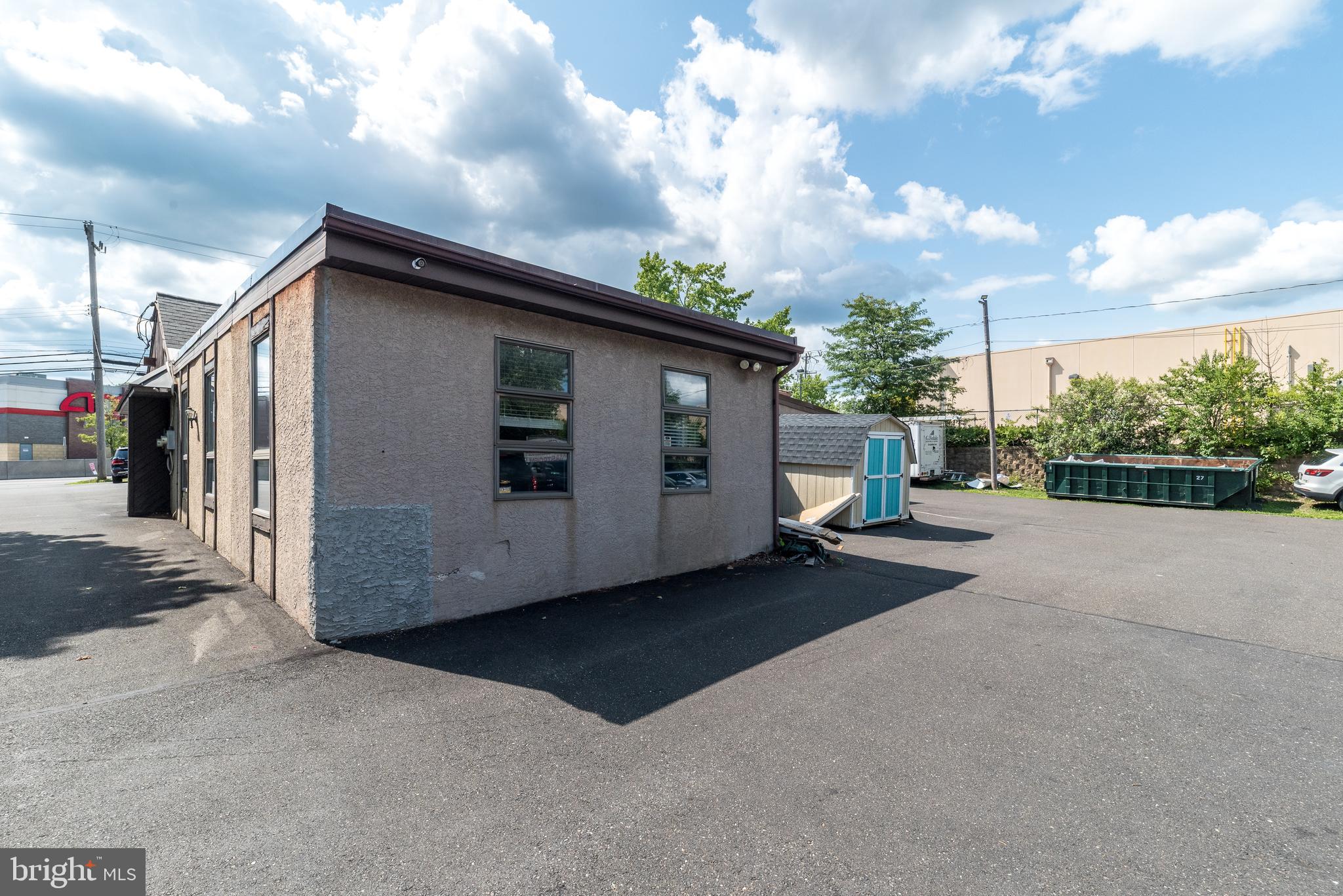 1454 BETHLEHEM PIKE