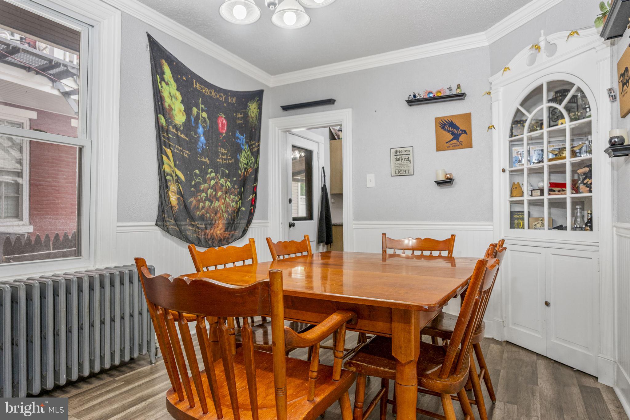 556 WALNUT STREET
