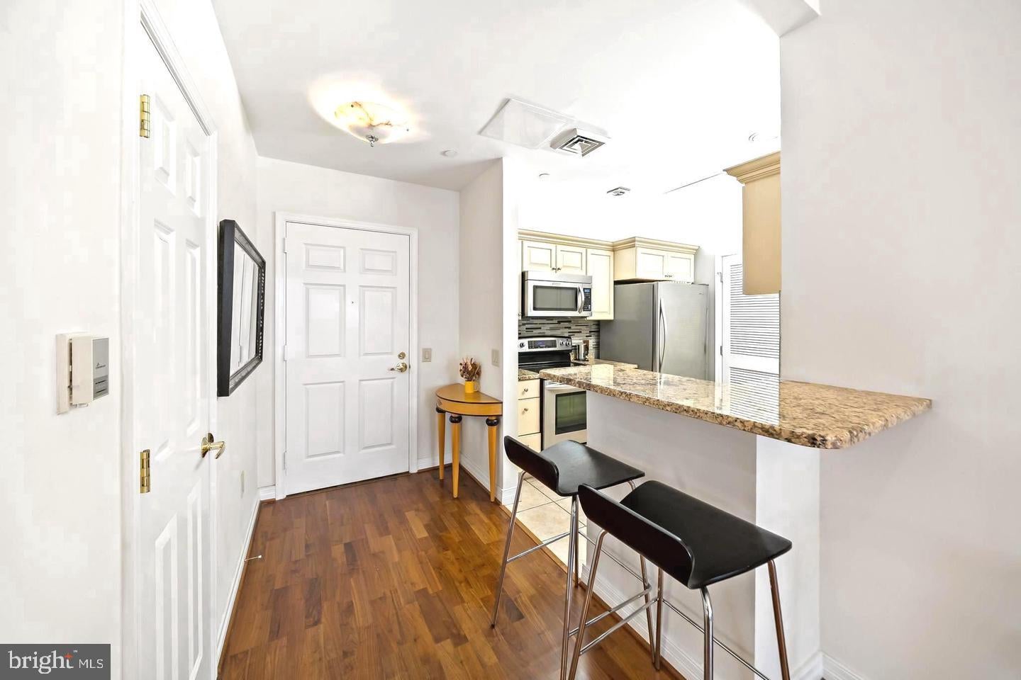 1600 ARCH STREET 1610