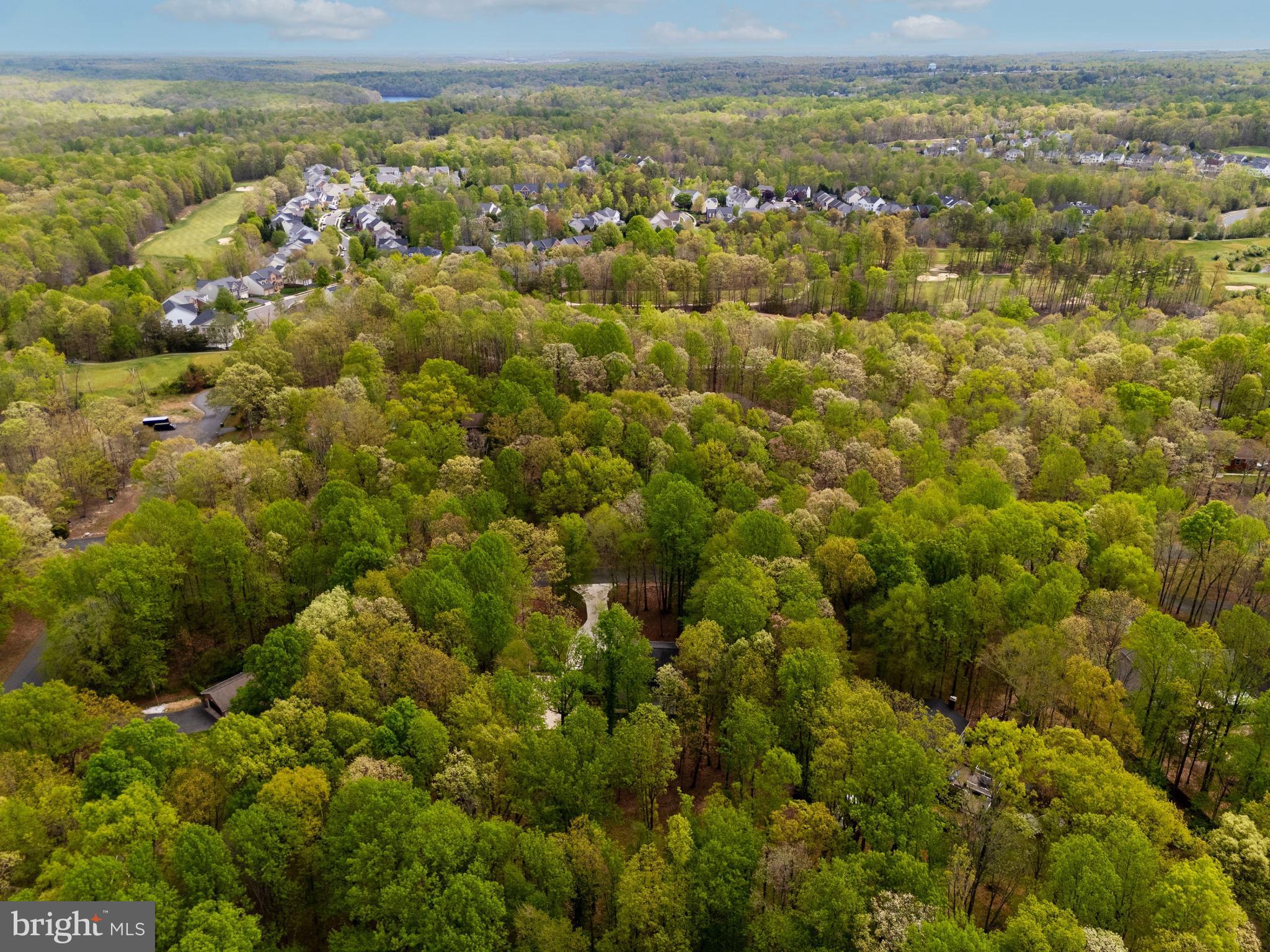 WINDSOR ESTATES - Residential