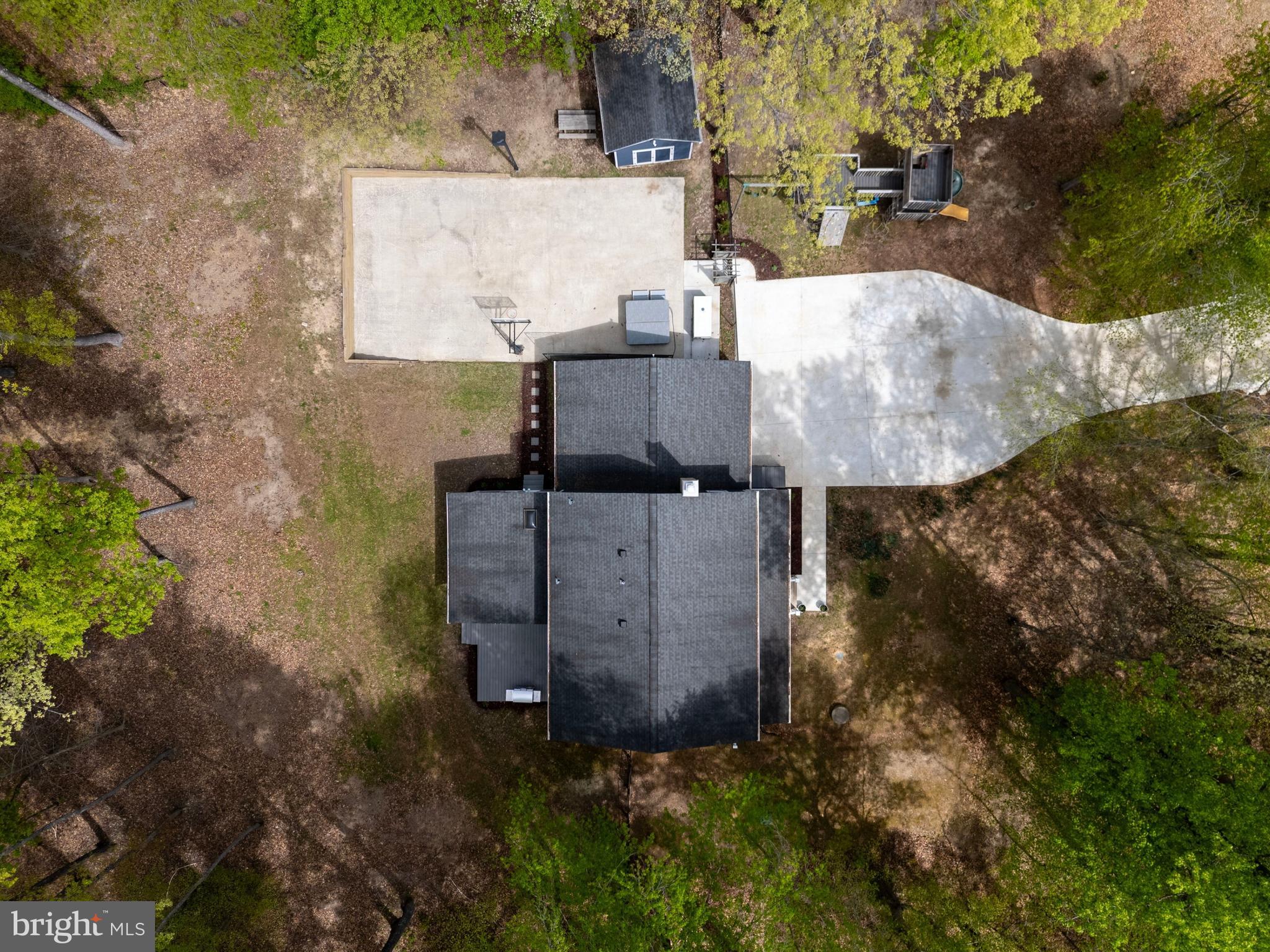 WINDSOR ESTATES - Residential