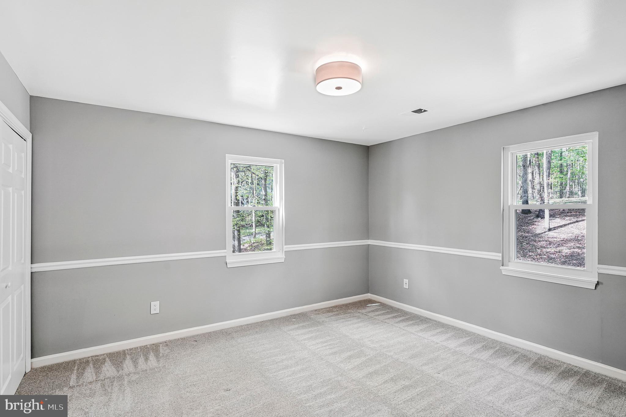 WINDSOR ESTATES - Residential