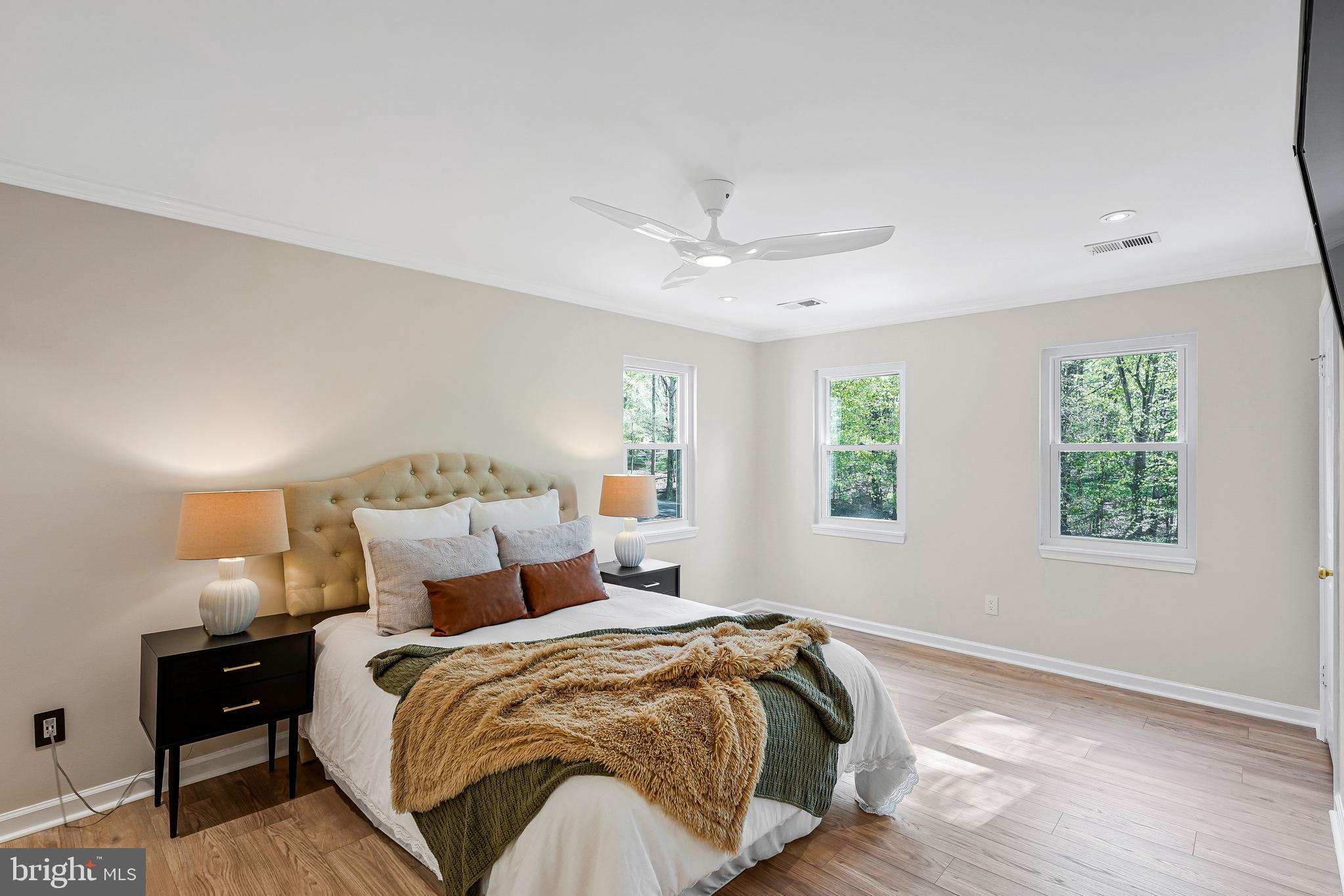 WINDSOR ESTATES - Residential