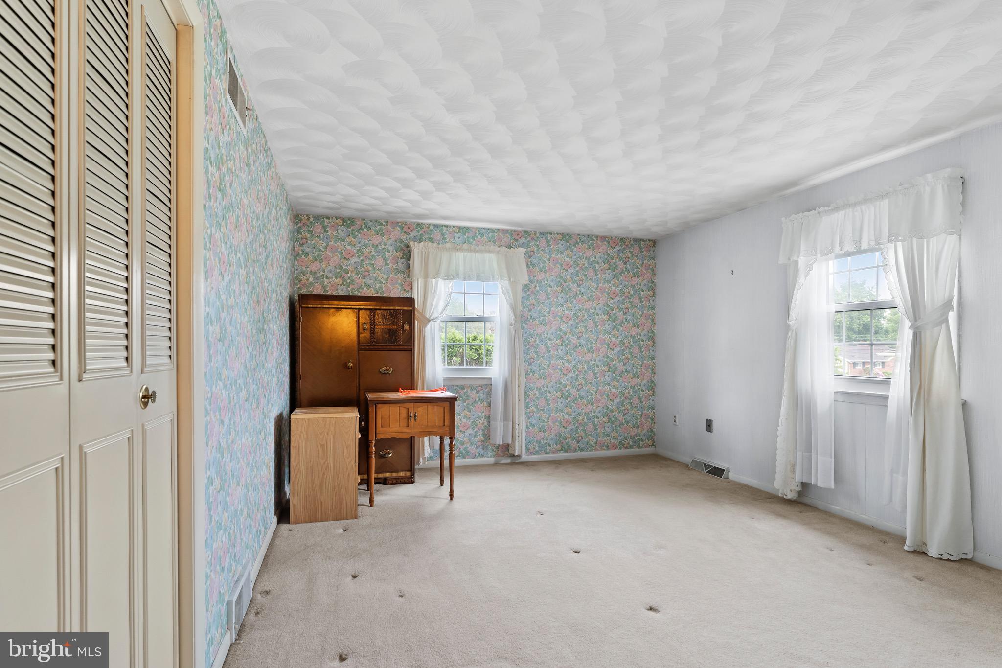 OAKWOOD PARK - Residential